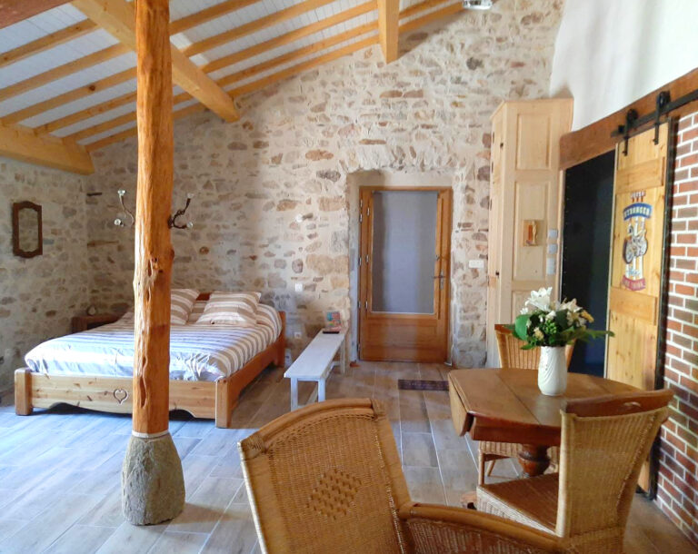 gite mont2roux couverture 768x610